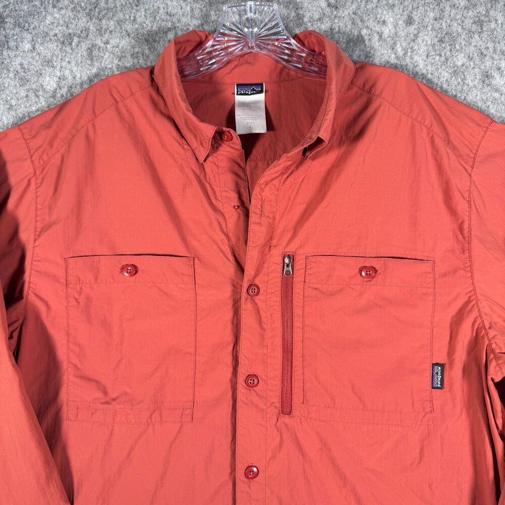 Patagonia Shirt Mens Size Large Red Vented Long Sleeve Roll Tab Missing Button